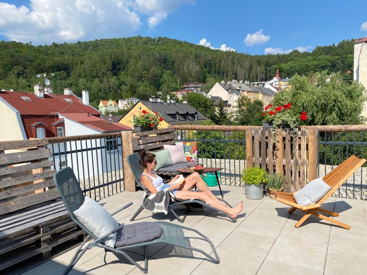 Four Rooms Carlsbad Authentic Karlovy Vary Exterior photo