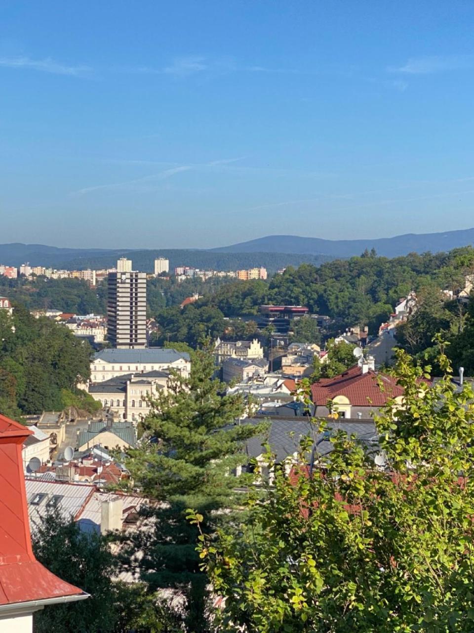 Four Rooms Carlsbad Authentic Karlovy Vary Exterior photo