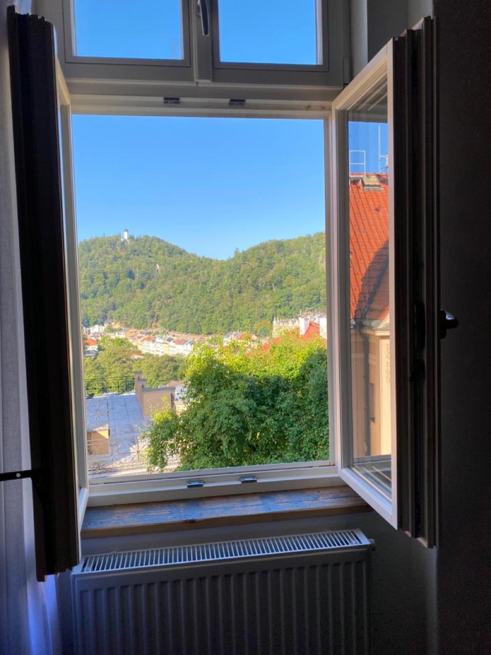 Four Rooms Carlsbad Authentic Karlovy Vary Exterior photo
